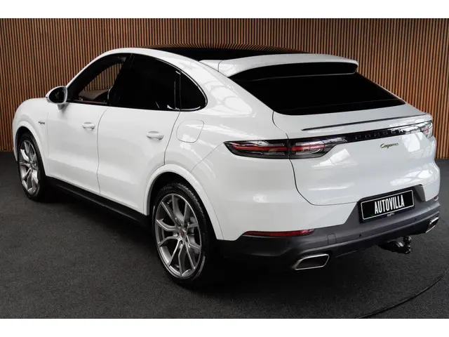 Porsche Cayenne Coupé 3.0 E-Hybrid Panodak 360 SportChrono Leer Navi ACC Elektr. bedienbare achterkl...