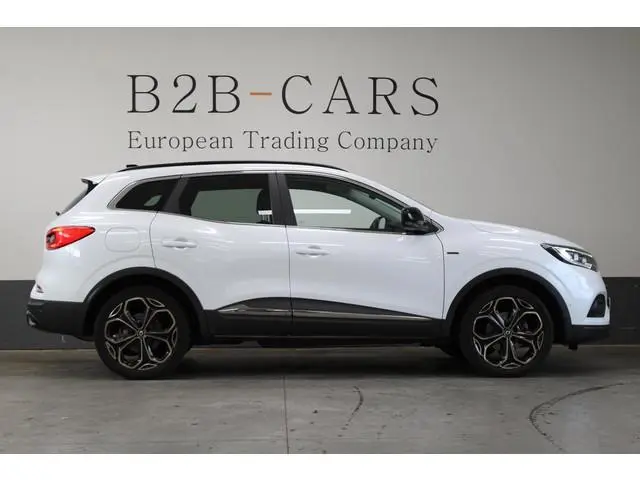 Renault Kadjar 1.3 TCe Black Edition | Panorama | Trekhaak | Bose