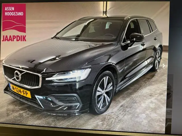 Volvo V60 BWJ 2021 2.0 B3 164 PK Momentum Business KOMT BINNEN !!