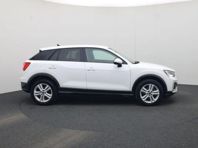 Audi Q2 35 TFSI/150PK Advanced edition · Navigatie · Apple/Android Car Play  · LED · Clima · Virtual...