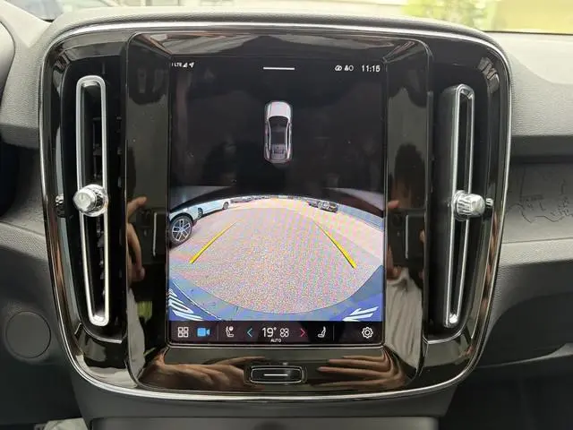 Volvo C40