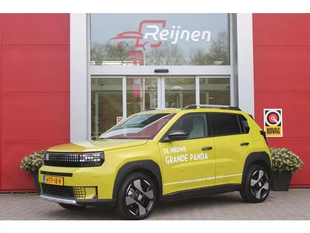 Fiat Grande Panda LA PRIMA 113PK 11 kW 44 kWh | WINTERPACK: STOEL/STUUR/VOORRUIT VERWARMING | DRAADL...