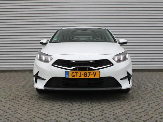 Kia Ceed Sportswagon 1.5 T-GDi DynamicPlusLine | Stoel- & stuurverwarming | Camera | Clima | Cruise...