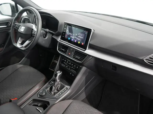 SEAT Tarraco 1.4 TSI e-Hybrid PHEV FR | Pano | Zwenkhaak | 360 | ACC