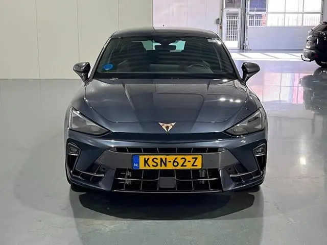 CUPRA Leon 1.5 TSI e-Hybrid Business Carplay Camera 204 PK
