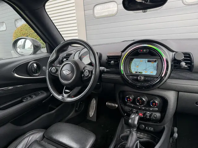 Mini Mini Clubman 2.0 Cooper S JCW | Navigatie | Harmon Kardon | Xenon | Climate Control |