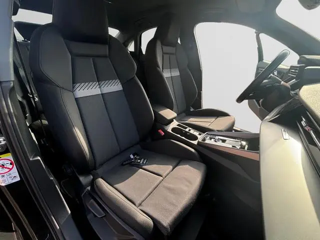 Audi A3 Limousine 30 TFSI Advanced edition Aut- Carplay, Android Auto, Sport Interieur, Xenon Led, V...