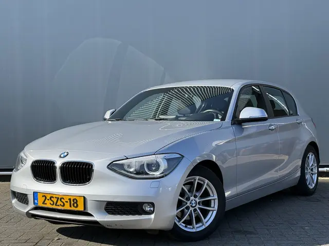 BMW 1-serie BJR 2014 116i 136 PK EDE High Executive LEDER | XENON | STOELVERWARMING | NAVI | 96DKM!