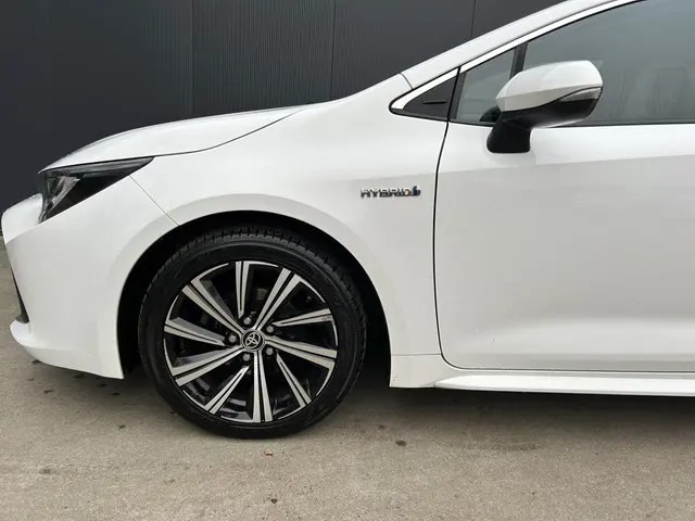 Toyota Corolla Touring Sports