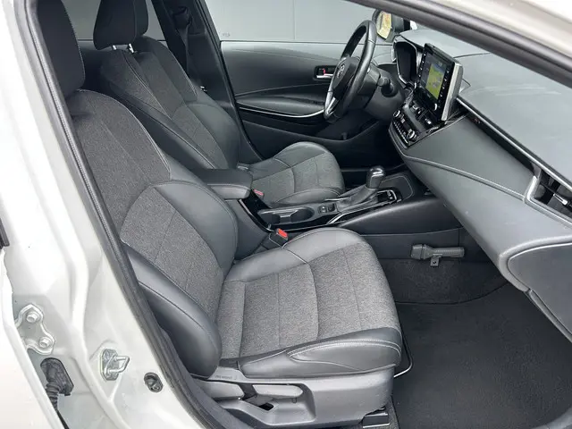 Toyota Corolla Touring Sports