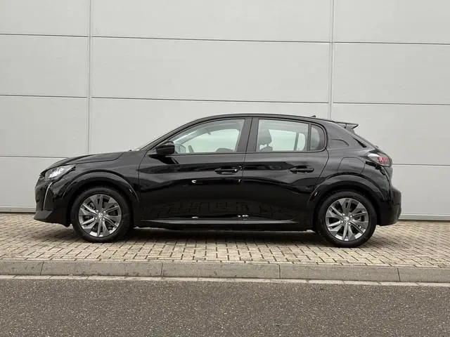 Peugeot e-208 EV Active Pack 50 kWh | Stoelverwarming | Navigatie | Parkeerhulp | Apple Carplay/Andr...