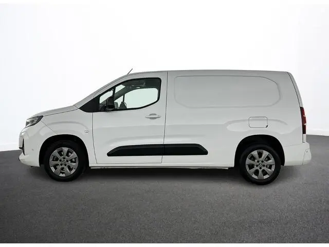 Opel Combo 1.5 BlueHDi 130pk L2 Automaat Apple Carplay / Android Auto Navigatie Trekhaak Airco Camer...