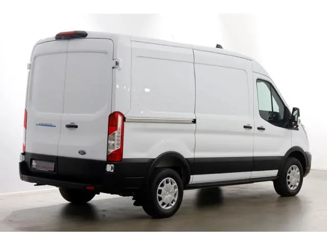 Ford E-Transit 350 L2H2 68 kWh Trend WLTP Range 317km 100% Elektrisch SOH 98,6% 05-2023