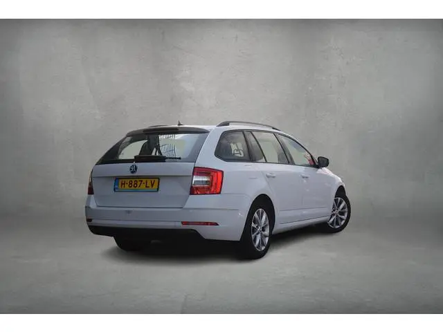 Skoda Octavia Combi 1.0 TSI Greentech Business Edition | Apple Carplay | Cruise | Navigatie | Airco