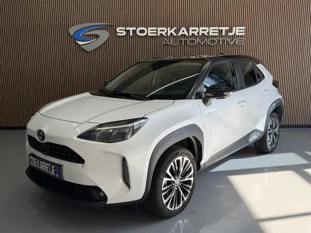 Toyota Yaris Cross 1.5 Hybrid Executive | Navi | ACC | Dodehoek | Stoel & Stuurverwarming | 18" | Ca...