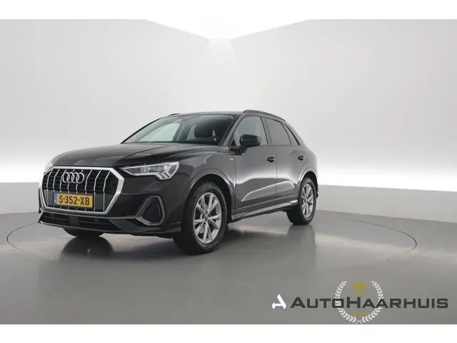 Audi Q3 35 TFSI 150PK S-Line | Rijklaar! | Dig. Cockpit | Adapt. Cruise | Stoelverw. | Camera+PDC |...