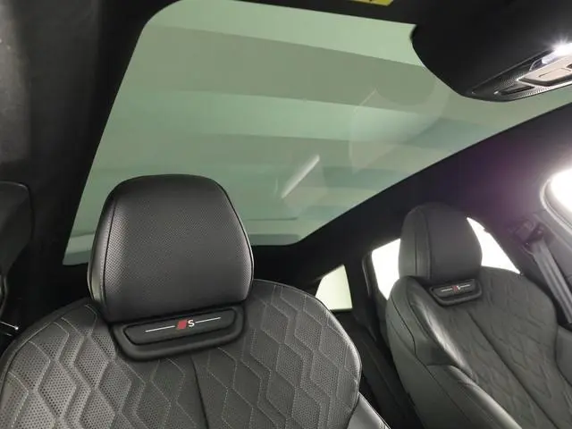 Audi S6 Avant e-tron