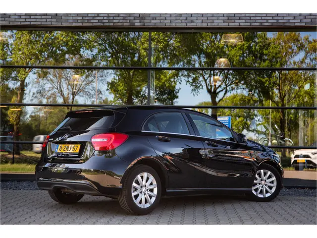 Mercedes-Benz A-klasse 180 Ambition , Led, Cruise control, Navigatie,