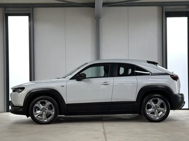 Mazda MX-30 e-SkyActiv EV 145 Exclusive-line 36 kWh | Navi | Camera | Trekhaak |