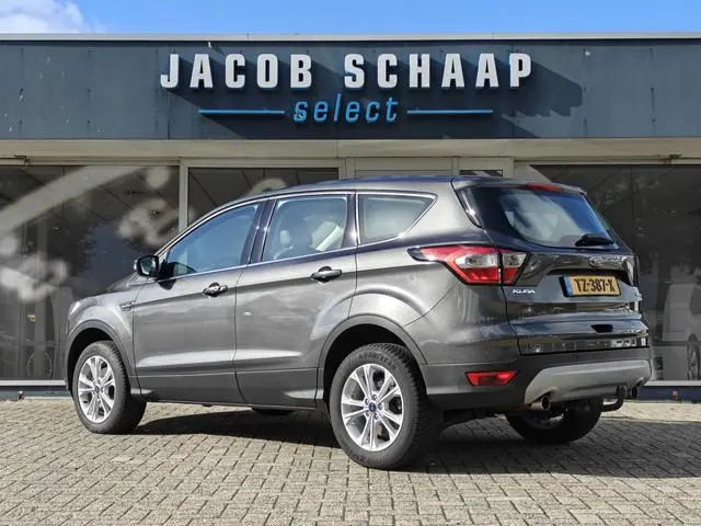Ford Kuga 1.5 EcoBoost Titanium / Keyless / Trekhaak (2000kg) / Navi / Carplay