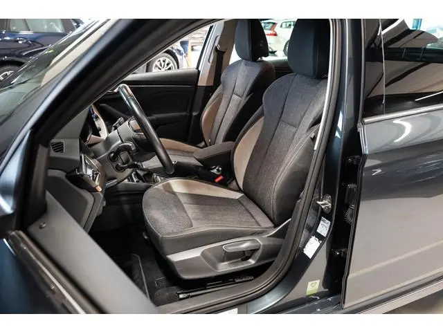 Skoda Kamiq 1.5 TSI ACT Business Edition Trekhaak | Stoelverwarming