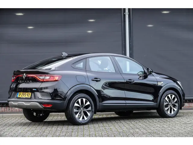 Renault Arkana 1.6 E-Tech Hybrid 145 Zen | Achteruitrijcamera | LED | 17''