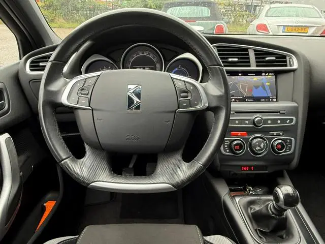 DS DS 4