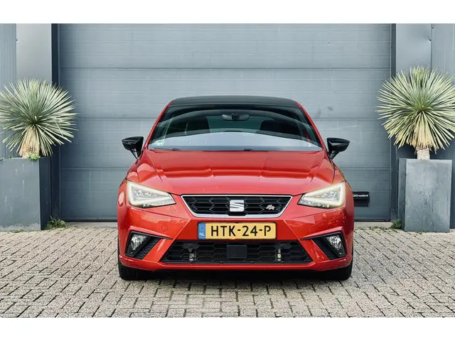 SEAT Ibiza 1.0 TSI FR Pano/Automaat/Camera Alcantara/apple