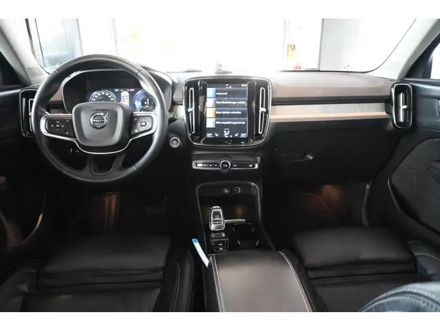 Volvo XC40 1.5 T4 Recharge R-Design Orreford Sweden Clima Leder Cruise Navigatie CarPlay Led Panoram...