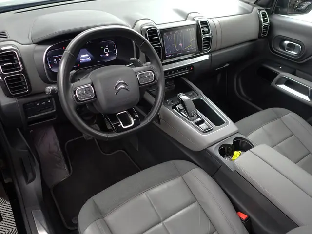 Citroën C5 Aircross 1.6 PureTech 181pk Business Plus Aut- Panoramadak, Design Leder, 360 Camera, Sfe...