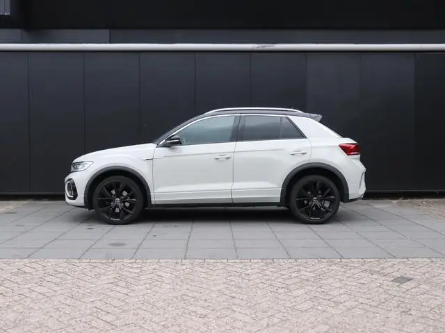 Volkswagen T-Roc 1.5 TSI R-Line Business+ | STOEL/STUURVERW. | CAMERA | APPLE CARPLAY | ADAPT. CRUIS...