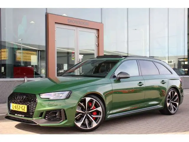 Audi A4 Avant 2.9 TFSI RS 4 quattro Pro Line Plus | Pano | Carbon | Massage | Head Up