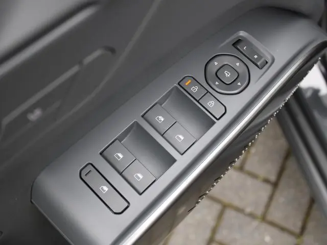 Kia EV2