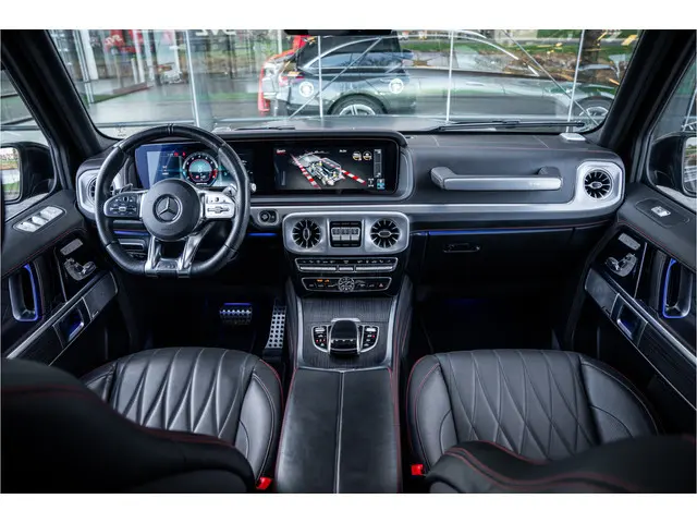 Mercedes-Benz G-klasse 63 AMG 585pk ** Manufaktur ** Burmester ** 22inch ** Designo Nachtzwart Magno ** PPF ** NL-auto! Certified Premium garantie tot 02-2027!