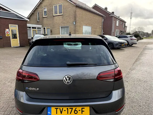 Volkswagen e-Golf