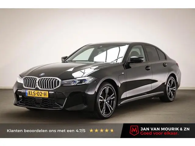 BMW 3-serie 330e M-Sport | COMFORT / INNOVATION- PACK | HEAD UP | 360 CAMERA