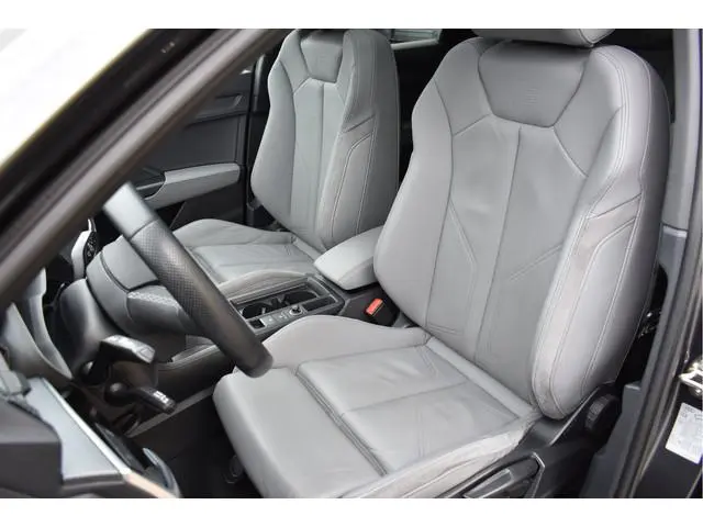 Audi Q3 Sportback 45 TFSI e S-Line 245 Pk Pano Navi Camera Trekhaak Vol Leder Carbon 20 Inch