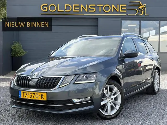 Skoda Octavia Combi 1.5 TSI Greentech Style Business 2e Eigenaar,Draadloze telefoonlader,Carplay,Cam...