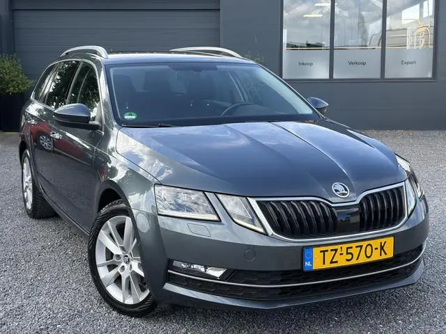 Skoda Octavia Combi 1.5 TSI Greentech Style Business 2e Eigenaar,Draadloze telefoonlader,Carplay,Cam...