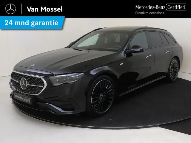 Mercedes-Benz E-klasse Estate 300 e AMG Line Panoramadak / Superscreen / Burmester / Memory Seats /...