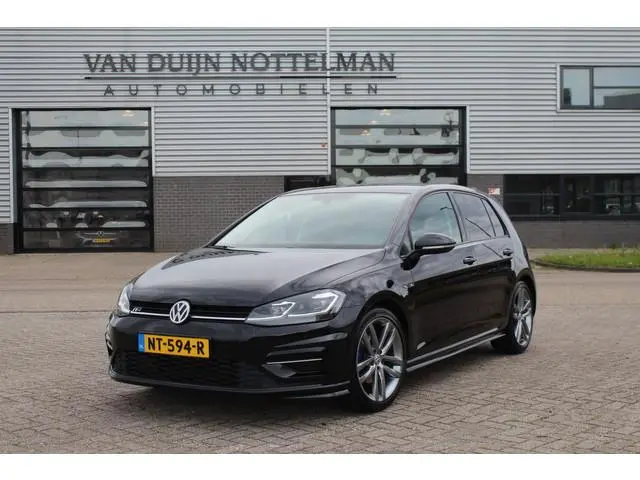 Volkswagen Golf 1.4 TSI Highline / R Line / Carplay / Virtual / N.A.P.