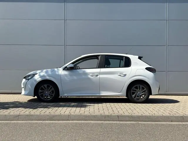 Peugeot 208 1.2 PureTech Blue Lease Active | Airco | Parkeersensoren | Navigatie | Apple Carplay/And...