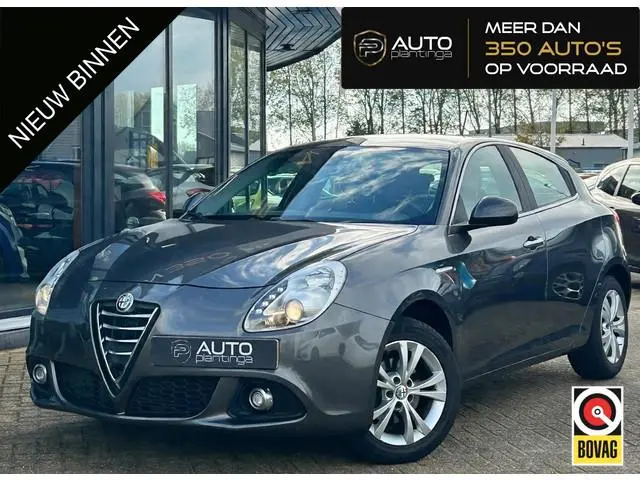 Alfa Romeo Giulietta 1.4 T Distinctive 105PK | 2e Eigenaar | NL AUTO | Nette Staat | Parkeersensoren...