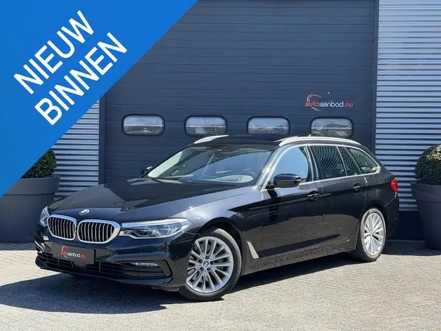 BMW 5-serie Touring 540i xDrive High Executive Edition | Panoramadak | 360* Camera | Elektrische Ach...