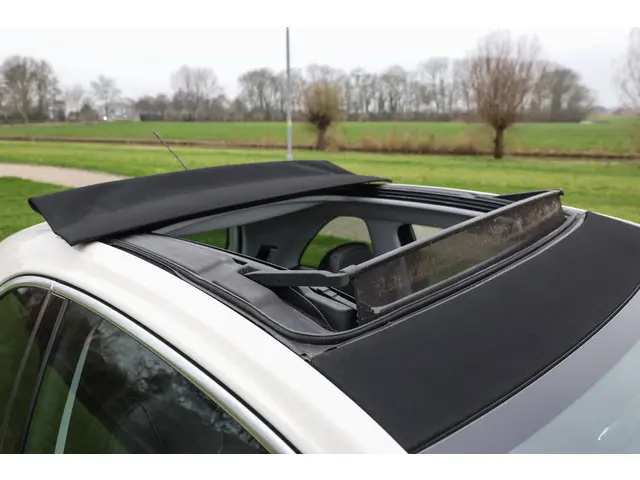 Opel ADAM 90 PK Turbo Rocks BlitZ ✅ Cabrio ✅ Carplay ✅ Stuurverwarming