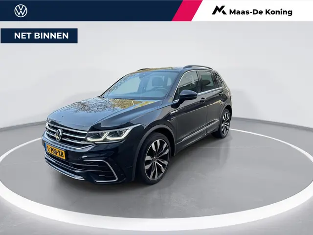 Volkswagen Tiguan 1.5 TSI 150pk DSG R-Line · Camera · Apple/Android Car Play · ACC · Sportstoelen ·...