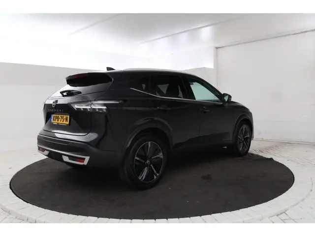 Nissan Qashqai 1.3 MHEV Xtronic Tekna Automaat, apple carplay, 360 camera.