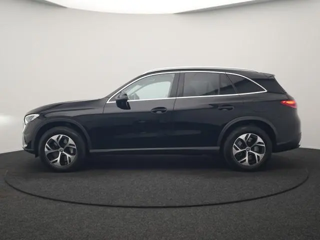 Mercedes-Benz GLC-klasse 300e 4MATIC Avantgarde PHEV 313pk Dealer O.H. | Camera | Lederen Sportstoel...