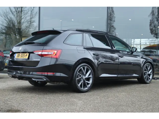 SKODA SUPERB COMBI 1.5 TSI DSG AUT. ACT SPORTLINE BUSINESS | PANO | VIRT. COCKPIT | CARPLAY | CANTON...