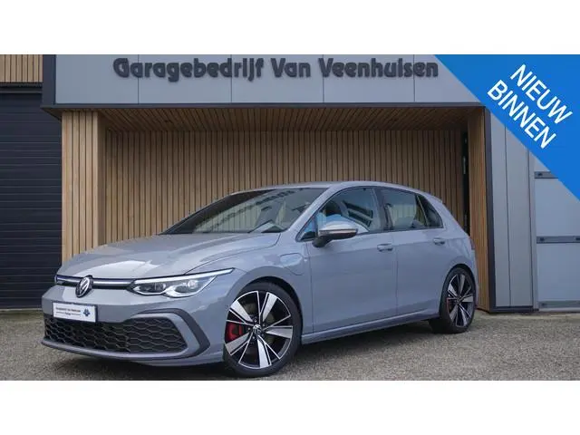 Volkswagen Golf 1.4 eHybrid 245PK GTE Leder Stoelverkoeling LED  Keyless Stuurwiel v.w *Moonstone Gr...